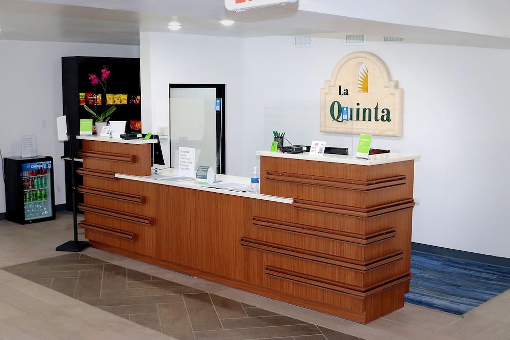 La Quinta Inn By Wyndham Columbus Airport Area Exteriér fotografie