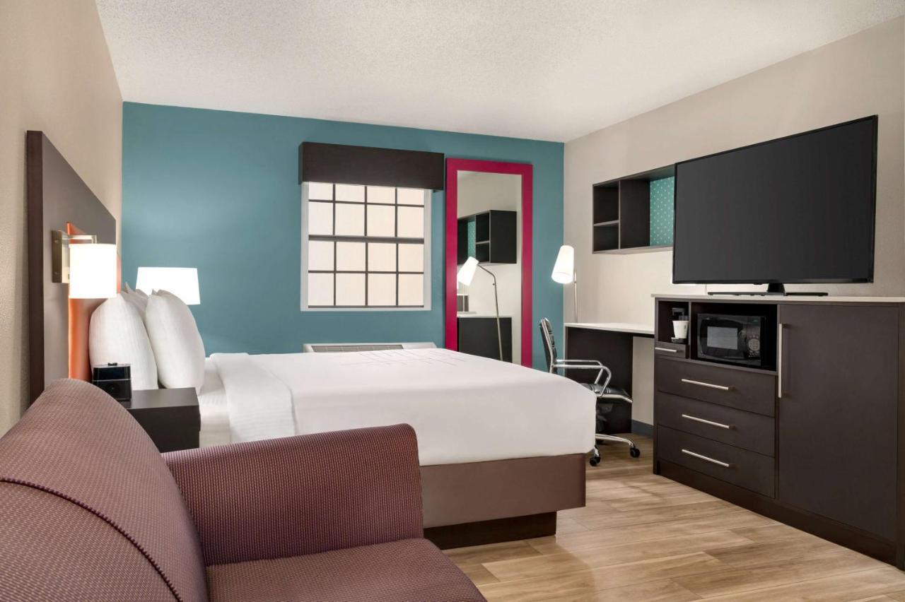 La Quinta Inn By Wyndham Columbus Airport Area Exteriér fotografie