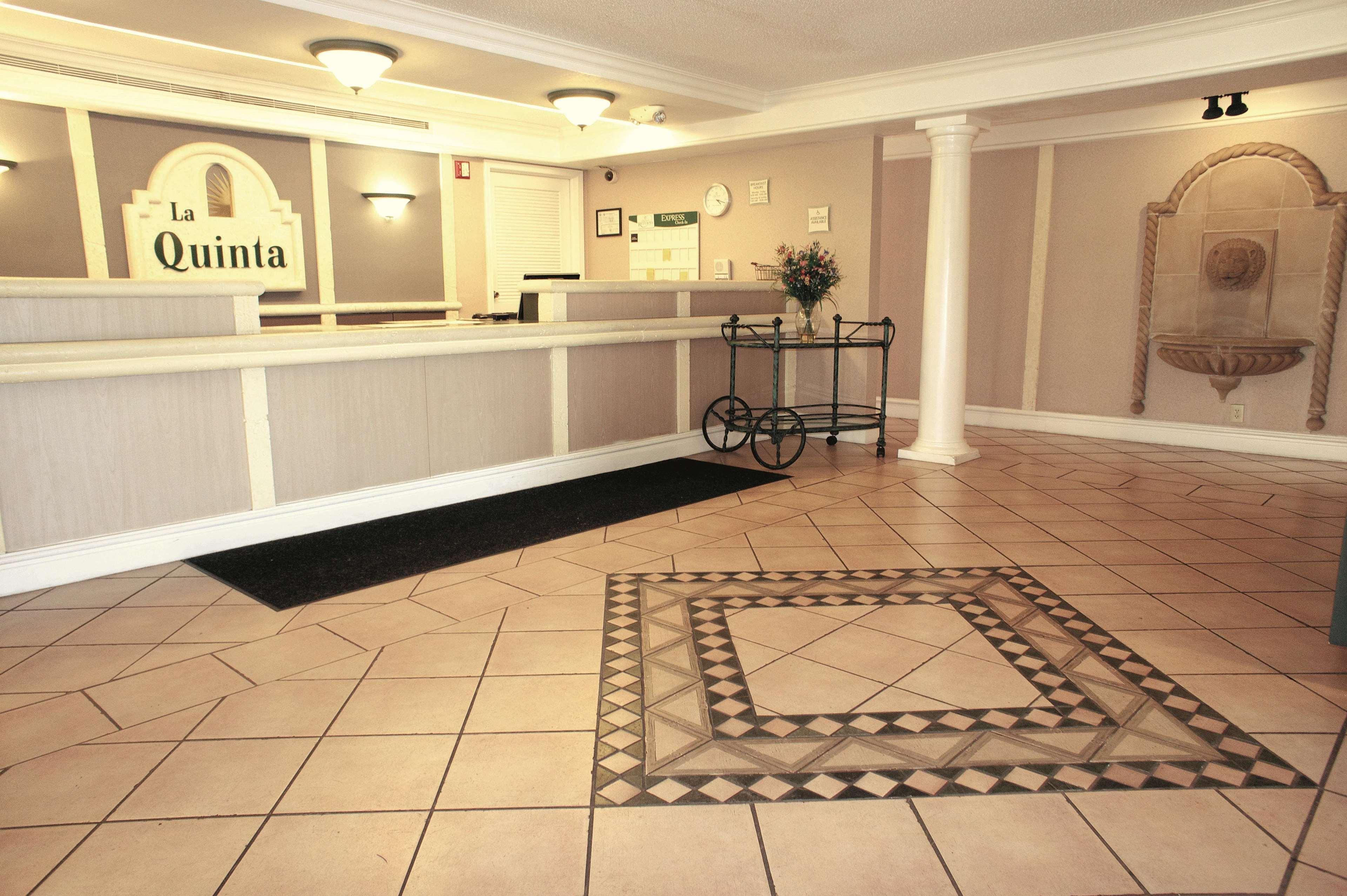 La Quinta Inn By Wyndham Columbus Airport Area Exteriér fotografie