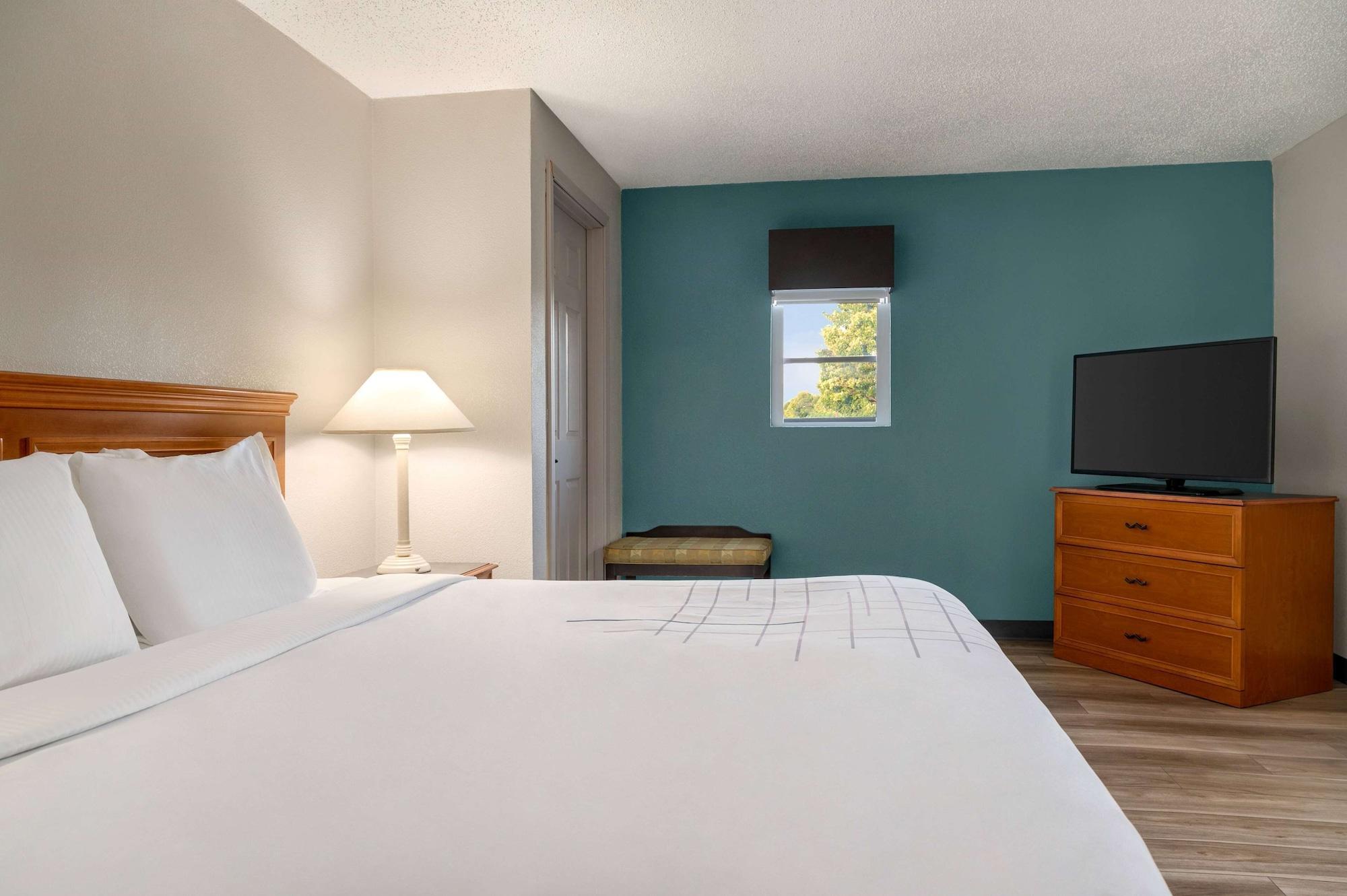 La Quinta Inn By Wyndham Columbus Airport Area Exteriér fotografie